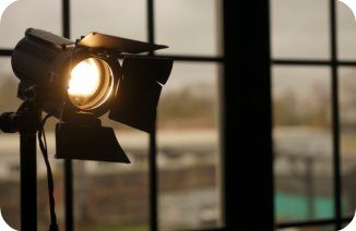 Fresnel spotlight window